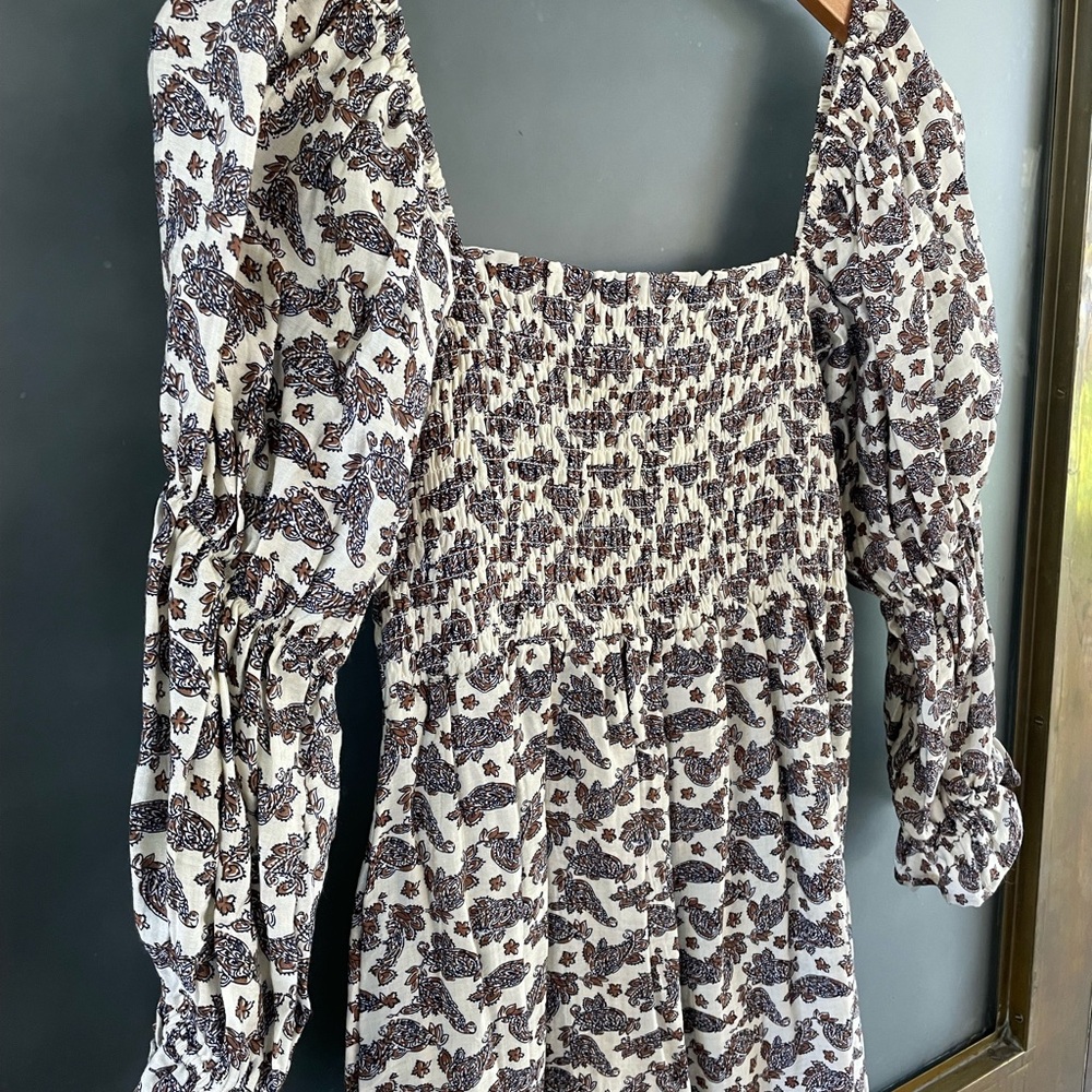 Smocked Square-Neck Midi Dress in Cream with Gray Floral Print - Picture 5 of 8